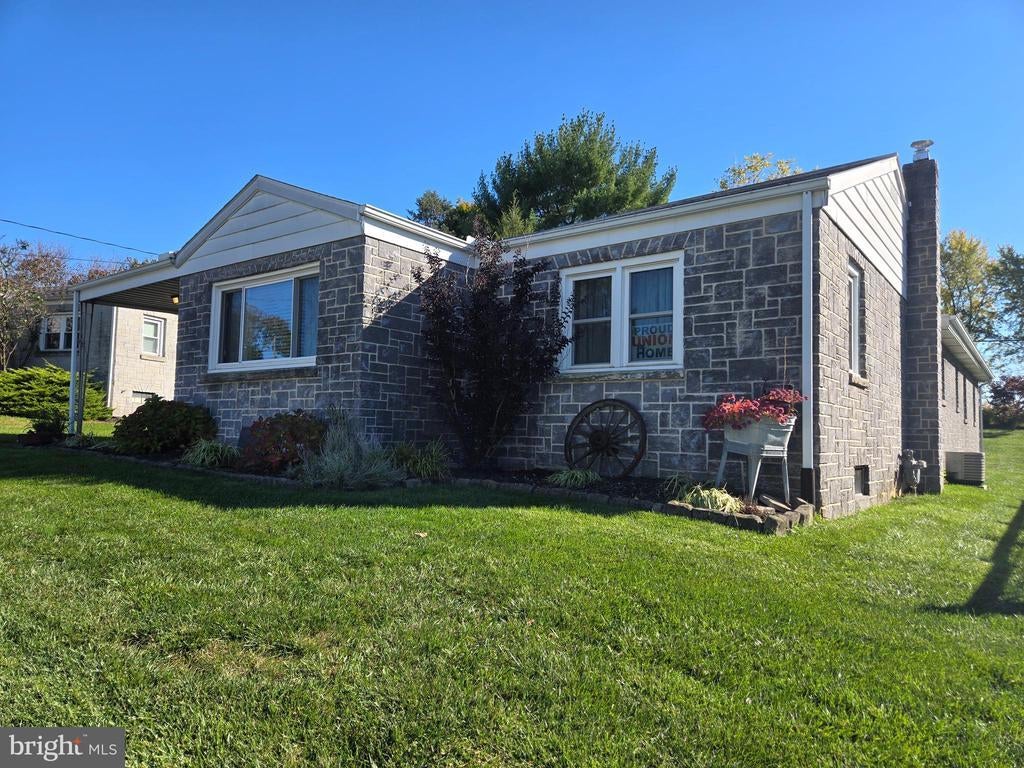 19 Klein Ave, LEBANON