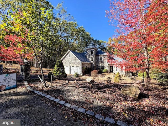 113 Silver Cloud Lane, Hazleton