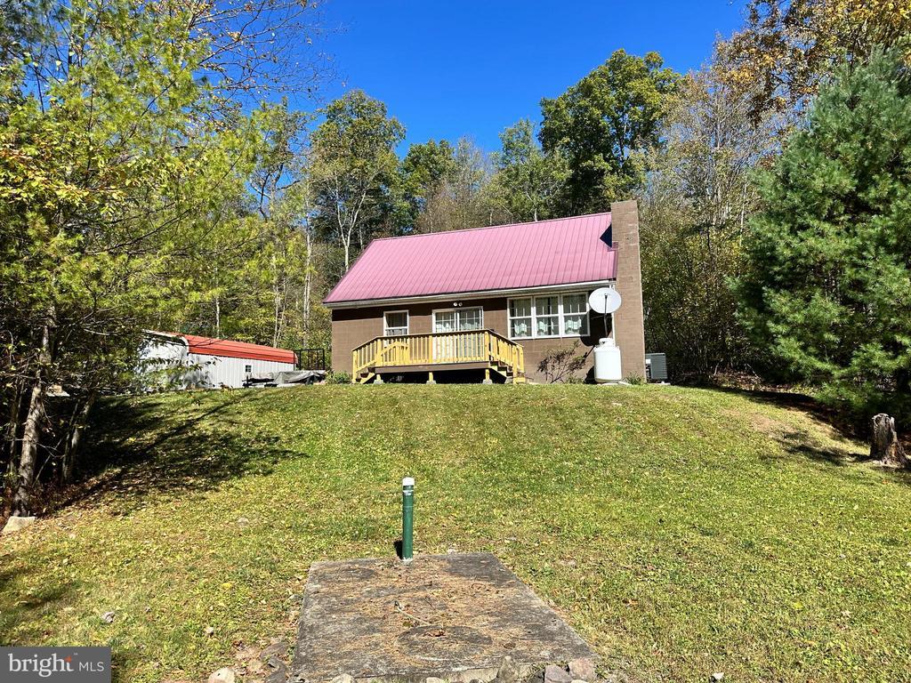 455 Batys Mountain Ln, TROUT RUN