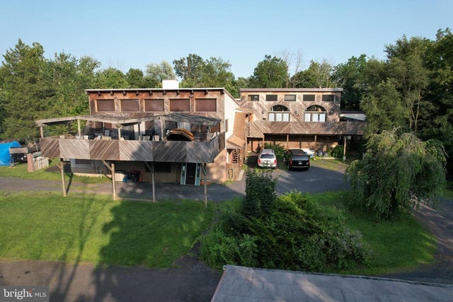 1486 W Main St, Lansdale