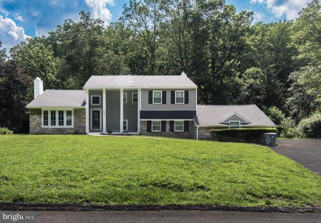 54 Moredon Rd, Huntingdon Valley