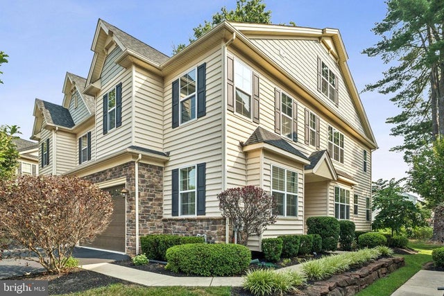 361 Newbury Ct, North Wales