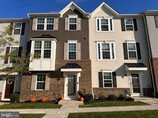 263 Compass Dr, Lansdale