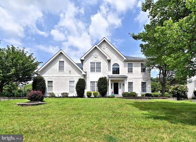 1102 Redtail Rd, Audubon