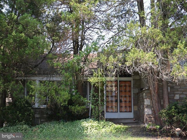 1901 Lantern Ln, Oreland