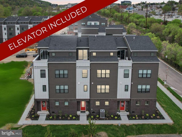 953 Riverplace Dr, Conshohocken