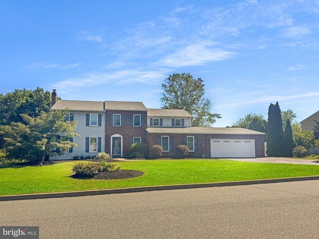 20 Eagle Ct, Gilbertsville