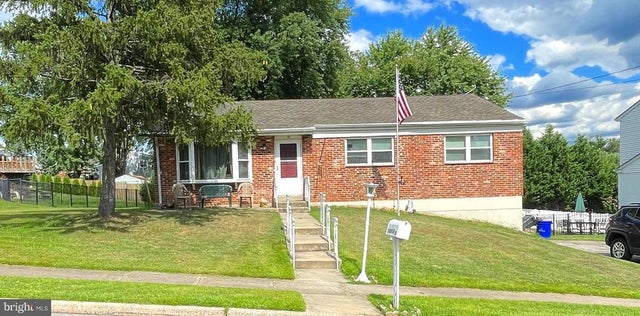 12 Louella Dr, Plymouth Meeting