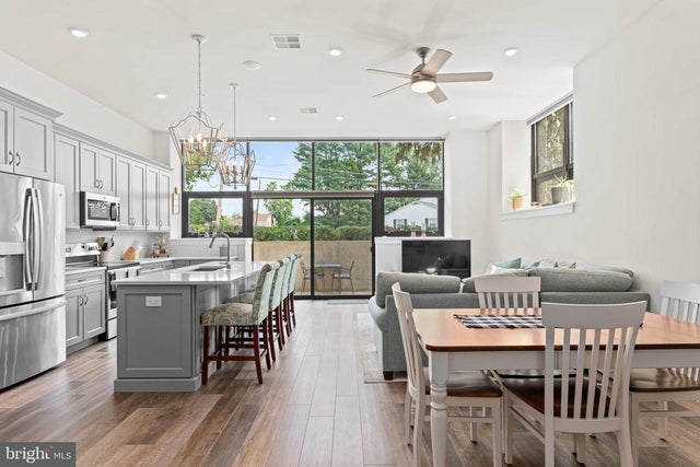 29 E 1st Ave #a107, Trappe