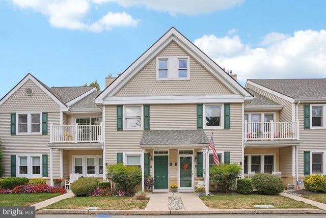 9 Comly Ct, Flourtown