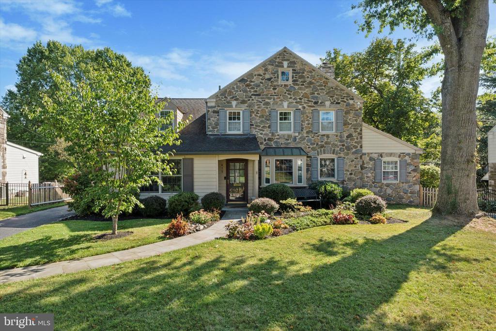 415 Parkview Dr, WYNNEWOOD