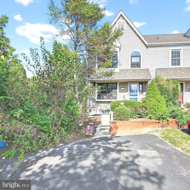 301 Winterfall, Norristown