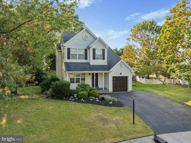 17 Lion Ct, Royersford