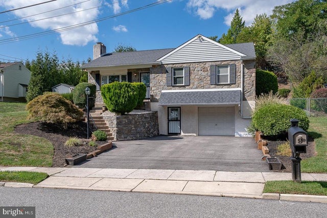 9 Plymwood Dr, Plymouth Meeting
