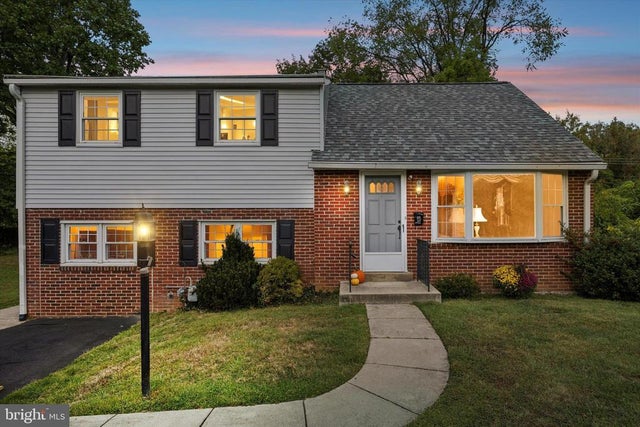 403 Hemlock Rd, Flourtown