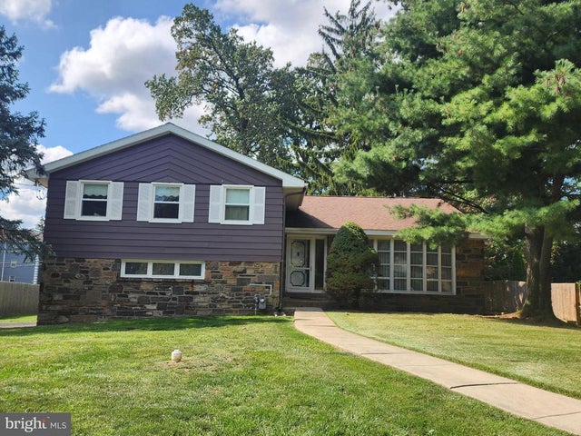 7804 Louise Ln, Glenside