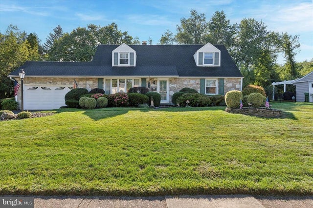 324 Valley Rd, Oreland