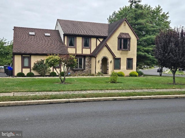 2015 Butternut Dr, Huntingdon Valley