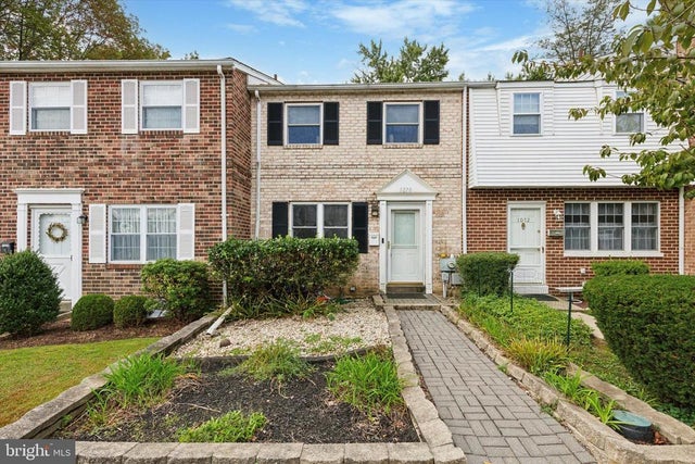 1070 Bayless, Eagleville