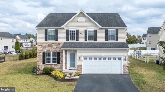 113 Lilac Ln, Gilbertsville