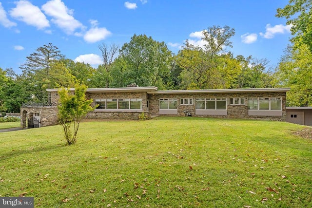 431 Church Rd, Jenkintown