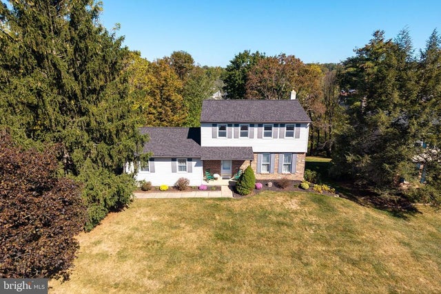 713 Scenic Dr, Harleysville