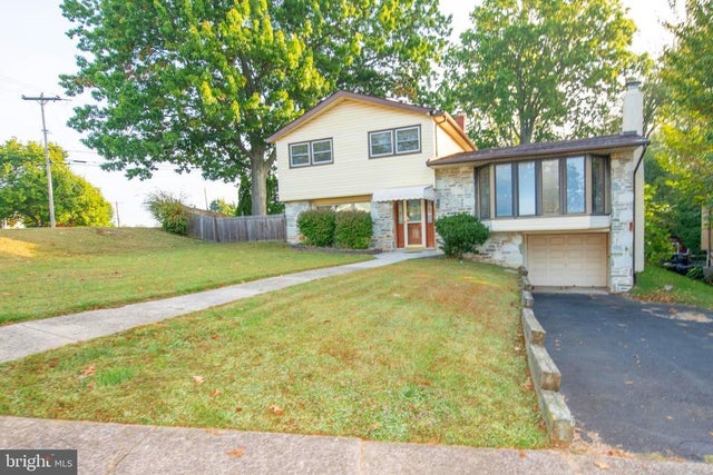 247 Leona Ave, Huntingdon Valley