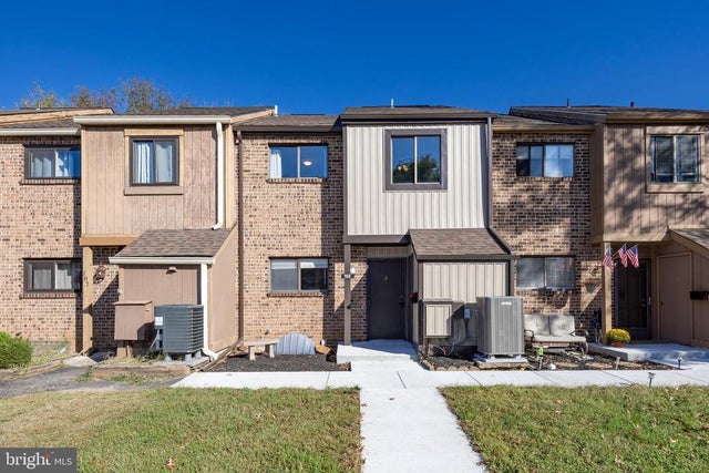 109 Larchwood Ct, Collegeville