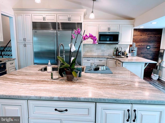 536 Cardinal Dr, Dresher