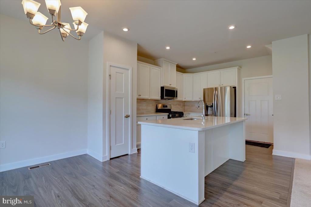 1050 Moscariello Ln, ROYERSFORD