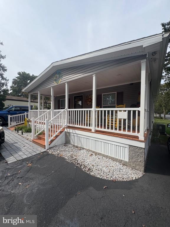 511 Maple Dr, Green Lane