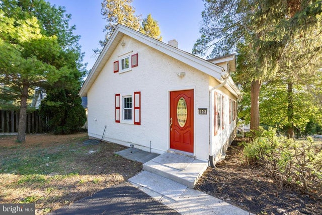 103 Valley View Rd, Phoenixville