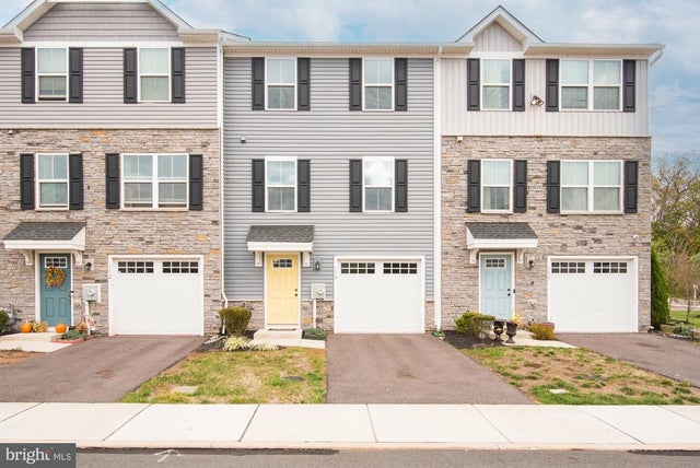 110 Nelson Ln, Pottstown