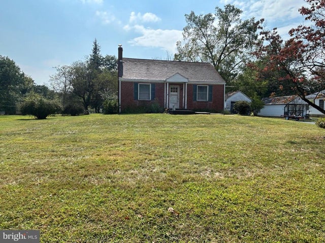 828 Locust St, Collegeville