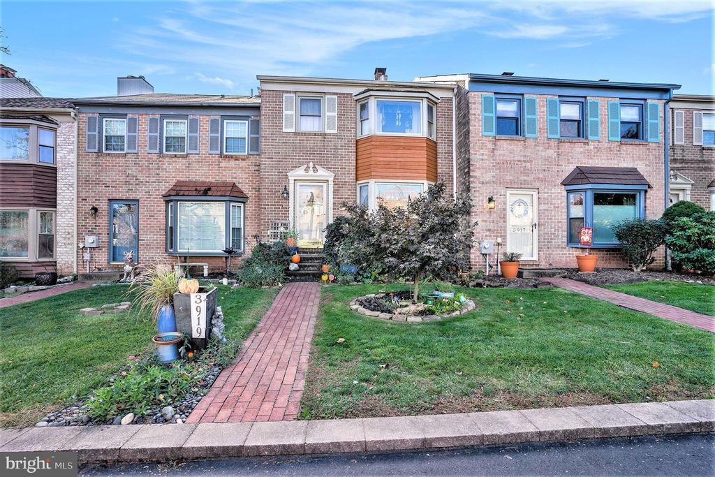 3919 Gatehouse Ln, SKIPPACK