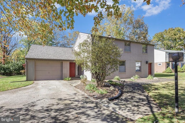 4048 Friends Ln, Plymouth Meeting