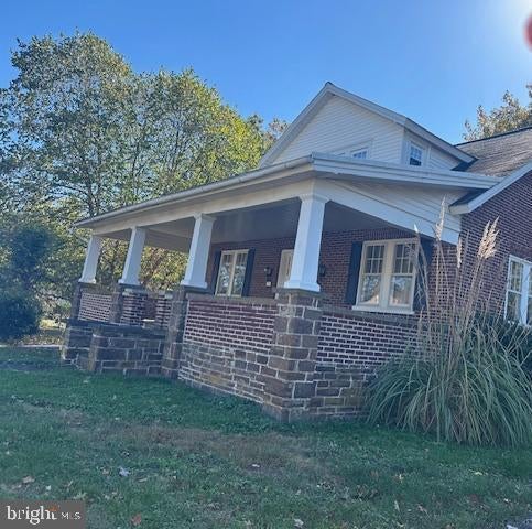 116 N Main St, Hatfield