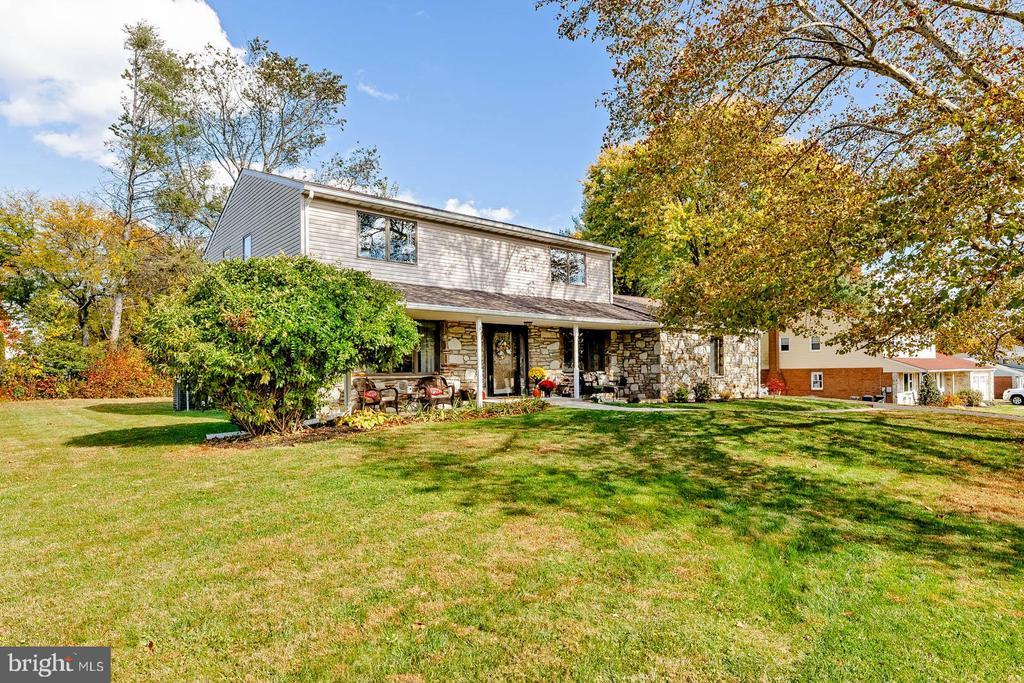 1011 Milkweed Rd, HUNTINGDON VALLEY