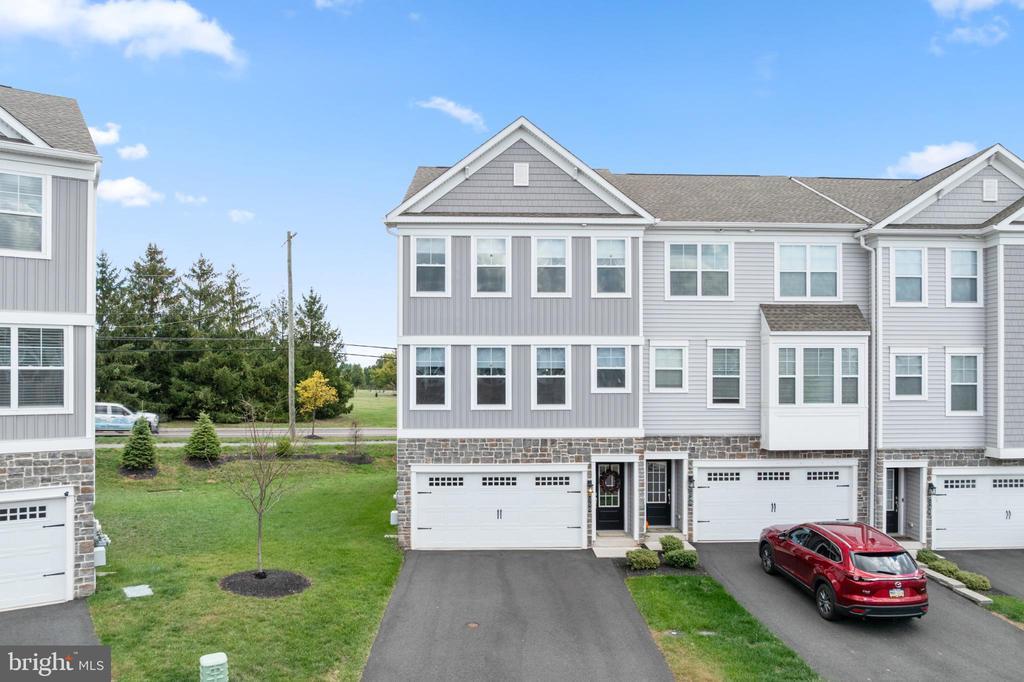 150 Larrabee Way, ROYERSFORD