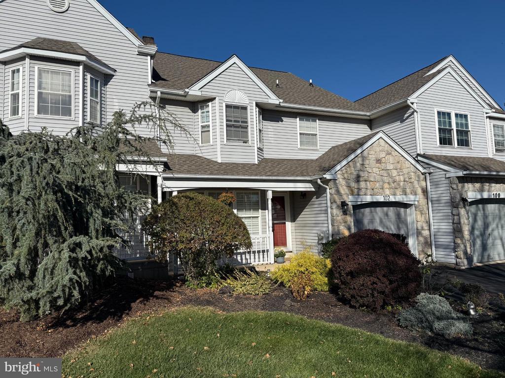 102 Steeplechase Dr, NORTH WALES