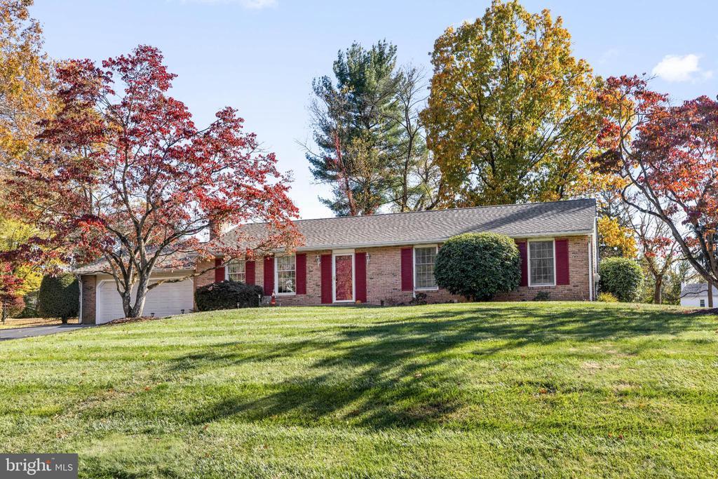 25 Walters Ln #, ROYERSFORD