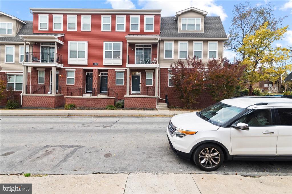 1205 Green St #106, NORRISTOWN