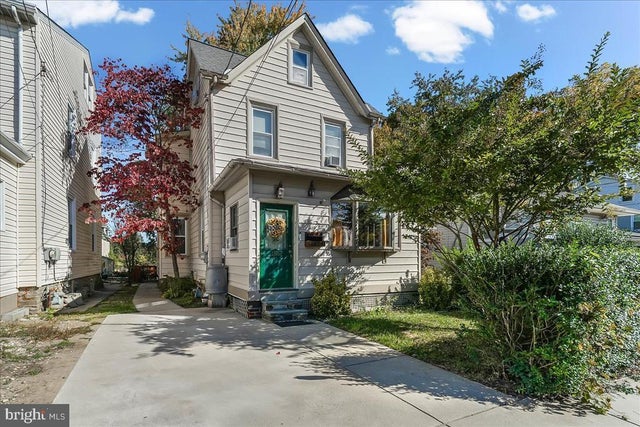 1857 Eckard Ave, Abington