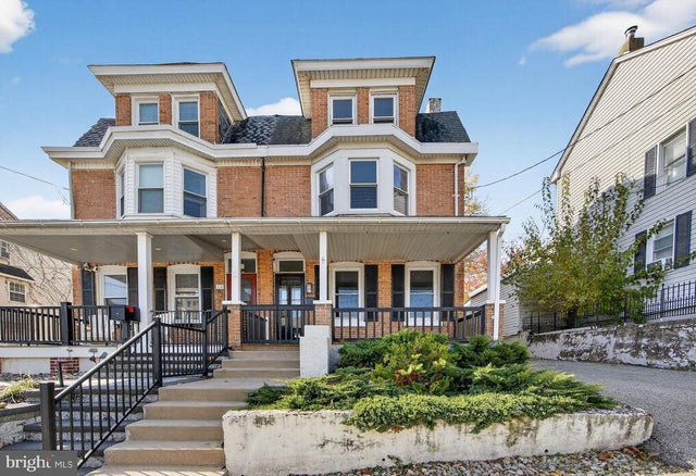 17 Merion Ave, Conshohocken