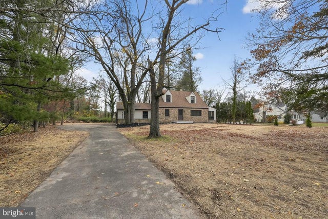 1698 Penllyn Blue Bell Pike, Blue Bell