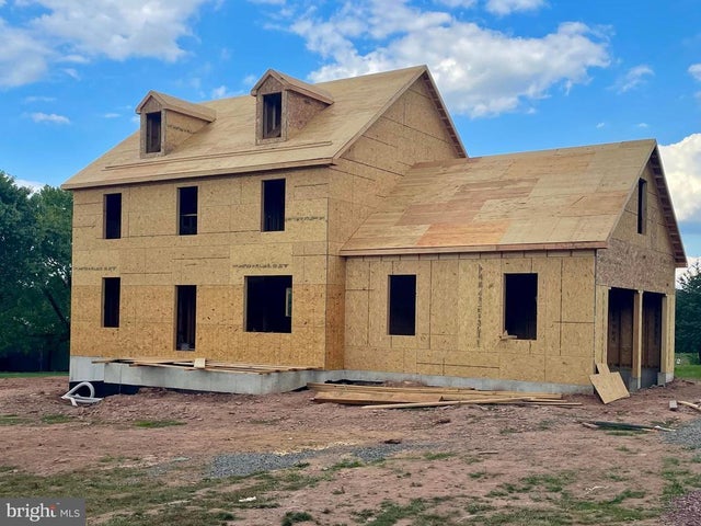 226 Cemetery Rd, Schwenksville