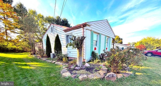 1509 Skyline Dr, Hermitage