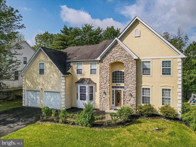 2358 Snapdragon Point, East Stroudsburg