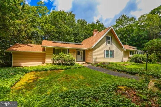1271 Kilmer Rd, Tobyhanna