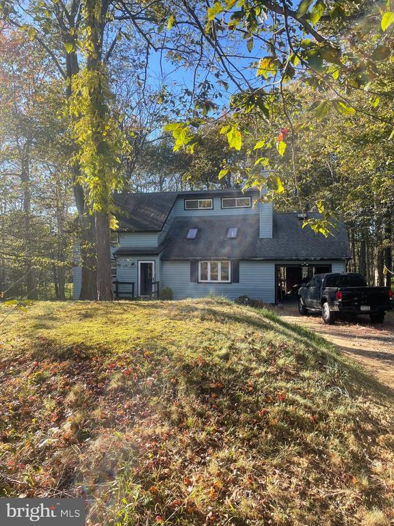 5116 Iroquois St, Tobyhanna